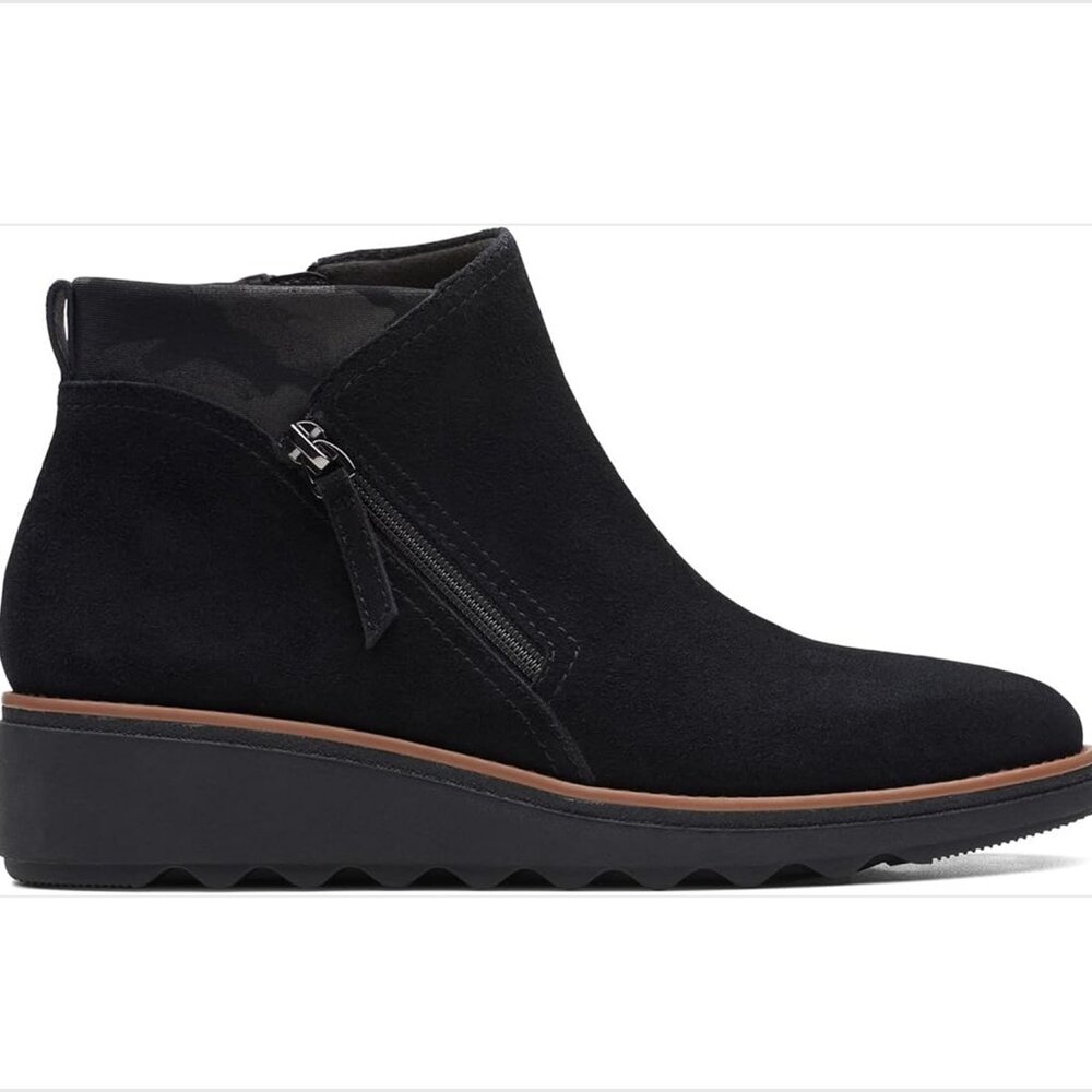 Clarks Sharon Ease Ankle Wedge Suede Cushioned Booties Black Women US 6W
